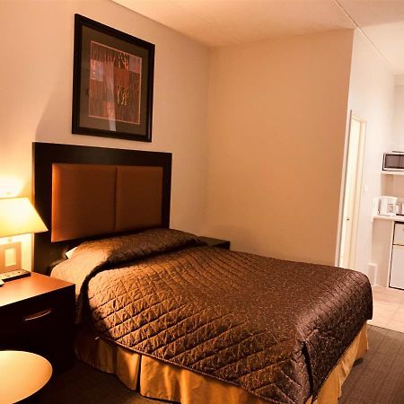 Red Carpet Inn & Suites カルガリー エクステリア 写真
